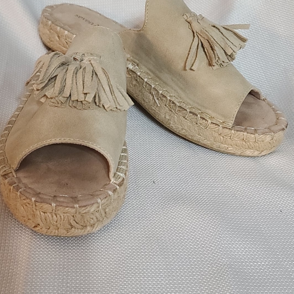 Seven Dials Faux Suede Espadrilles Slidws Shoes Oatmeal Size 6 EUC